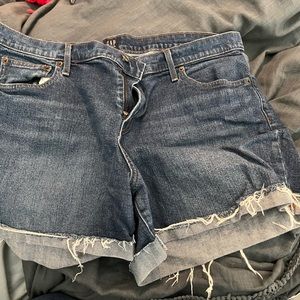 Gap jean shorts. Size 34. 5 inch inseam